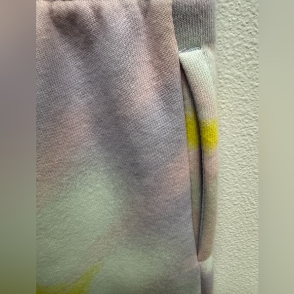 NIKE
GIRLS CLUB FLEECE JOGGERS - Picture 5 of 9